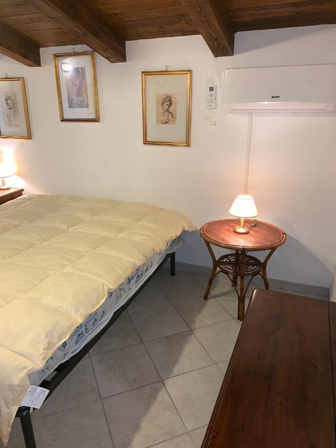 Appartamento I Geranei Centro San Teodoro  Exterior photo