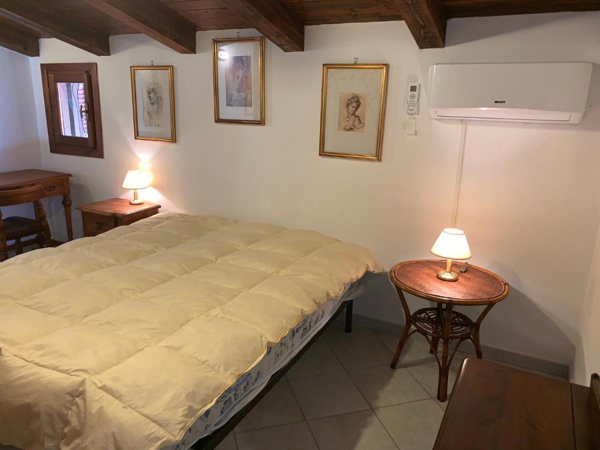Appartamento I Geranei Centro San Teodoro  Exterior photo
